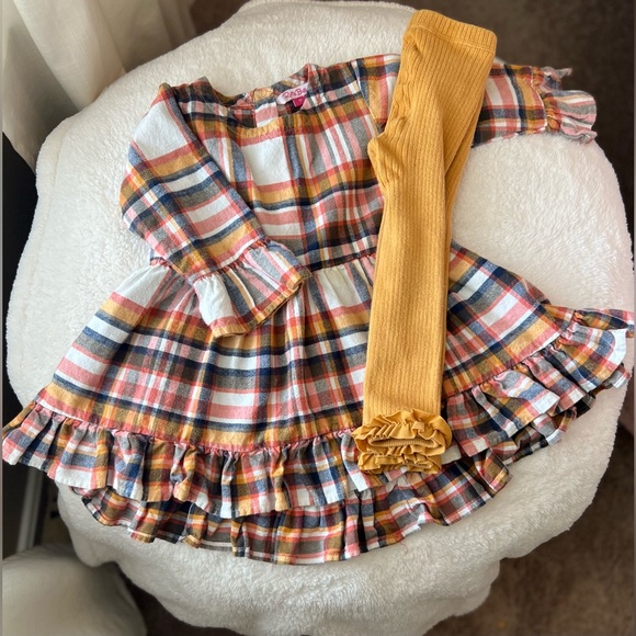 Ruffle Butts Yellow/Mustard/Honey Rib Knit Footless Ruffled Tights - Picture 2 of 7